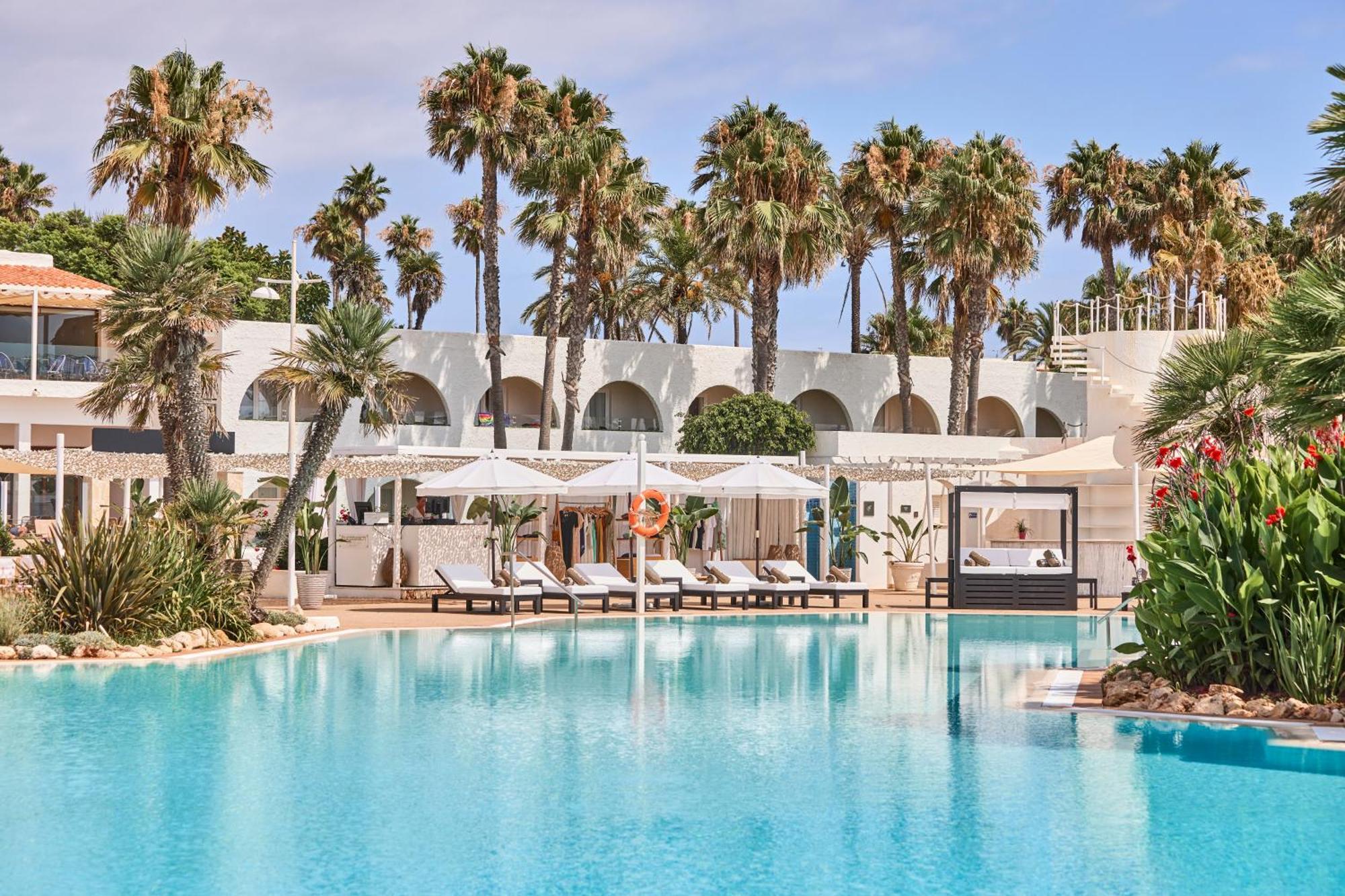 Hotel Aluasoul Menorca - Adults Only S'Algar Esterno foto