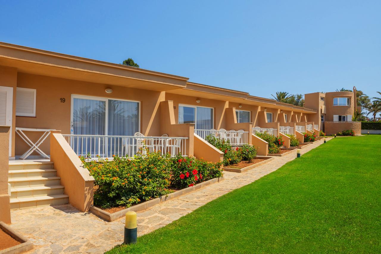 Hotel Aluasoul Menorca - Adults Only S'Algar Esterno foto